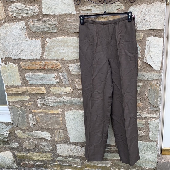 TSE Linen High Waist Pleated Pants - Picture 1 of 10